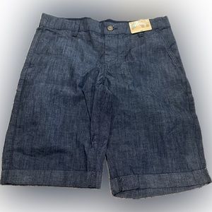Women’s chino shorts